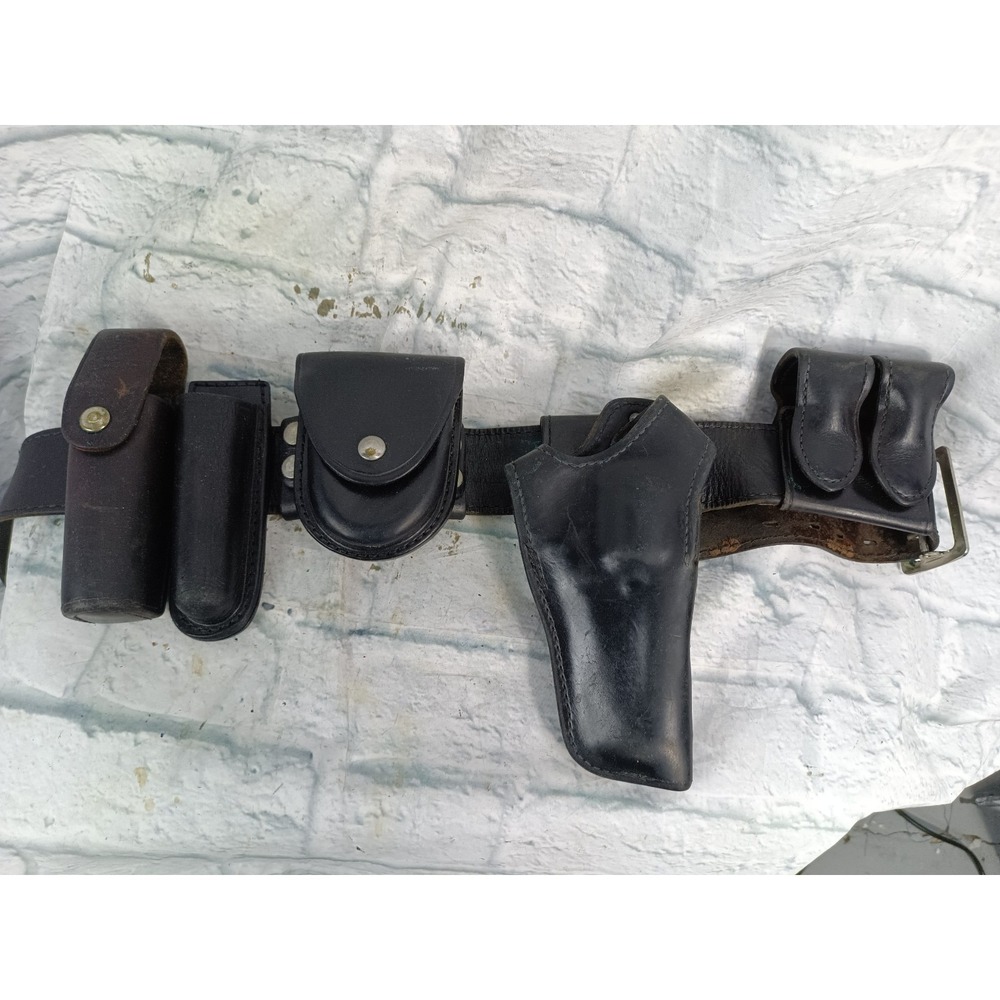 Gould & Goodrich Police Duty Belt Rig Holster Mag  Cuff Case B501 B560 B580 a14